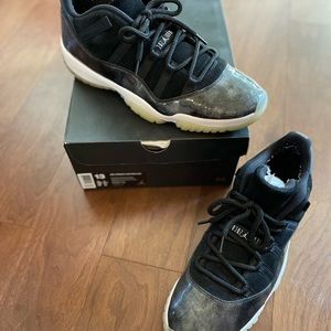 Jordan 11 Retro Low Barons
